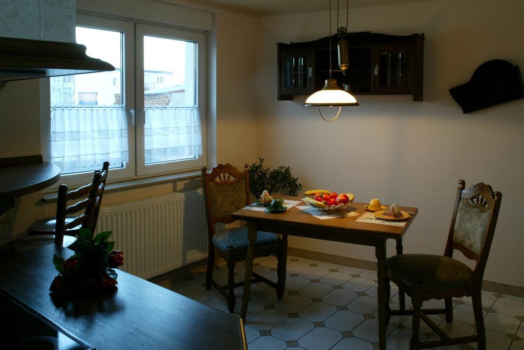Hotel-Pension Mandy - Adults Only Зенфтенберг Номер фото