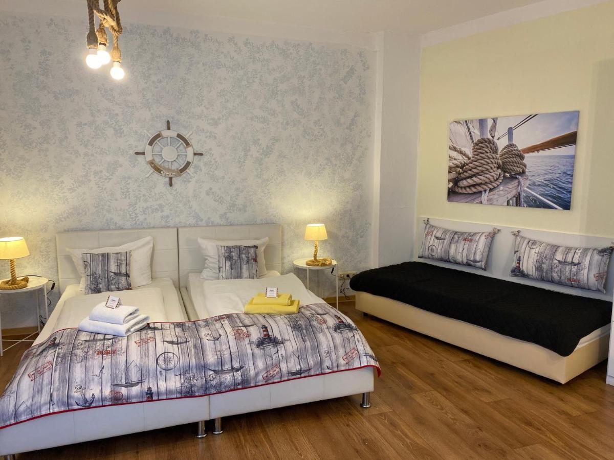 Hotel-Pension Mandy - Adults Only Зенфтенберг Экстерьер фото