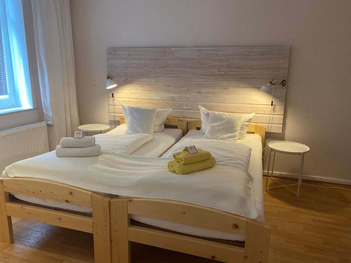Hotel-Pension Mandy - Adults Only Зенфтенберг Экстерьер фото