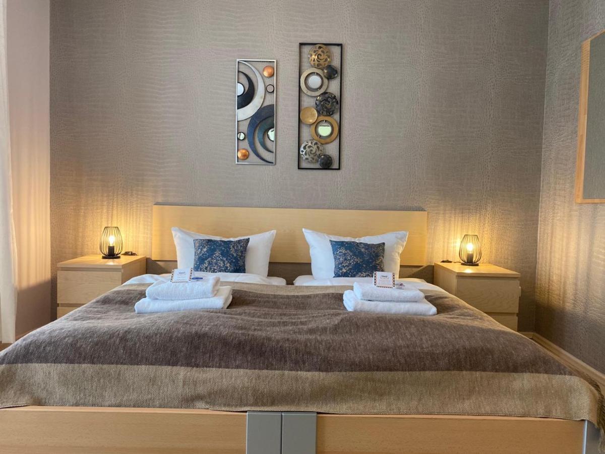 Hotel-Pension Mandy - Adults Only Зенфтенберг Экстерьер фото